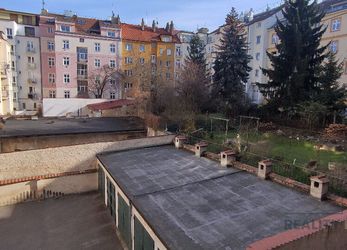 Prodej bytu 1+1 v osobním vlastnictví v Praze, byt 1+1 OV Praha