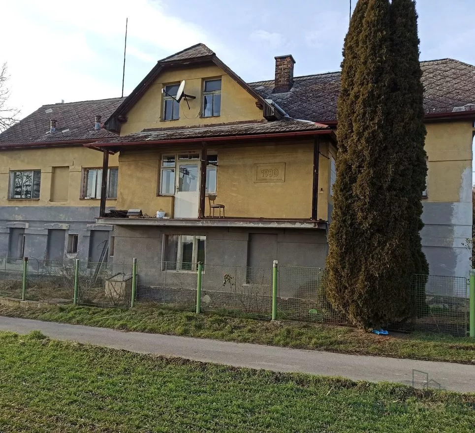 Prodej rodinného domu s pozemkem 2940m2, Doubravička