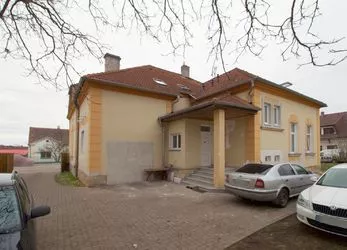 Pronájem, byt 2+1, 60 m², Líně, ul. Plzeňská
