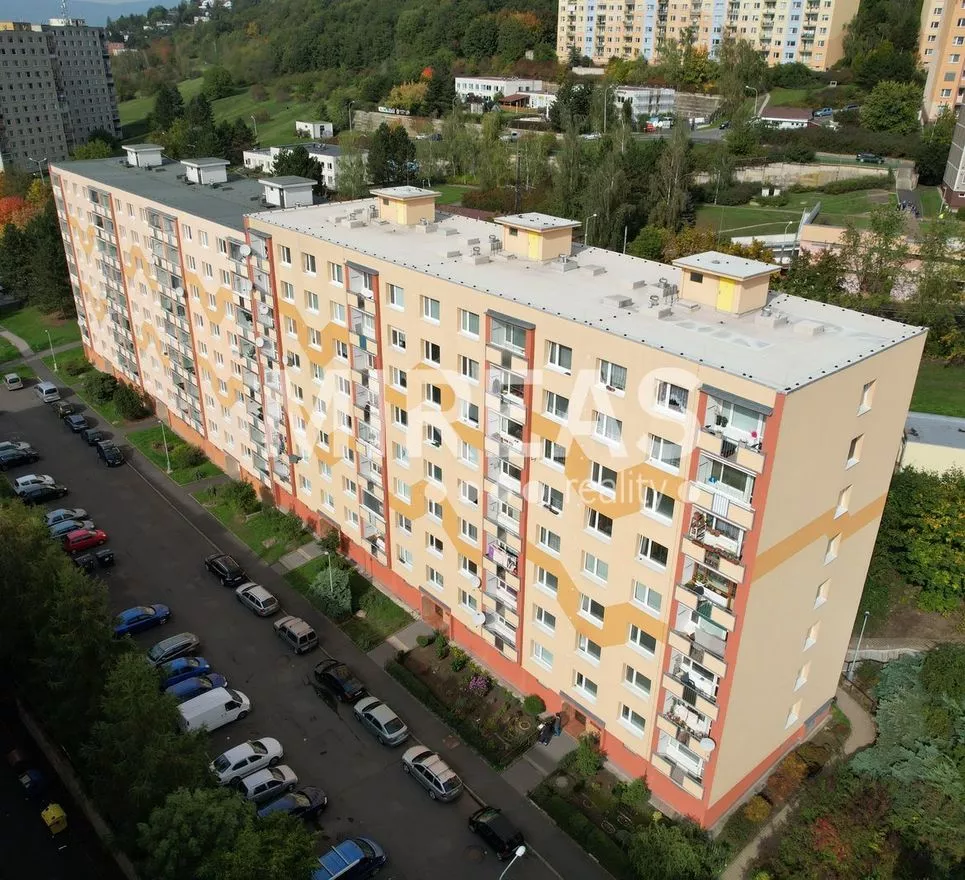 Ústí nad Labem - Severní Terasy, pronájem bytu 1+1, 37 m2.
