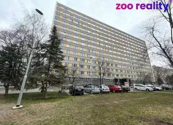 Pronájem bytu 1+kk 38m², Družby, Pardubice