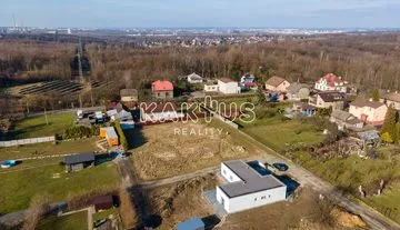 Prodej pozemku ( 953 m2) , obec Petřvald, okr. Karviná