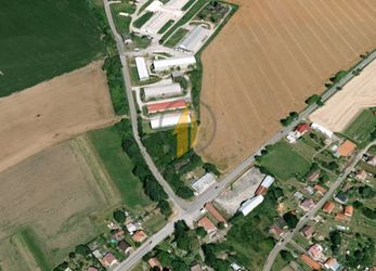 Prodej stavebního pozemku o CP 4746 m2 v obci Pševes, určeného ke komerčním účelům