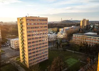Pronájem zařízeného bytu 2+1, balkón, ulice Bohumínská, Slezská Ostrava