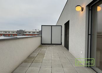 Pronájem bytu 2+KK 48,52 m² + terasa 22,42 m²
