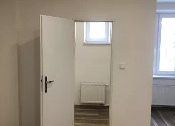 Pronájem, byt 2+1, ul. Zborovská, Moravská Ostrava
