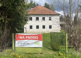 Vícegenerační rodinný dům u Lipna, Hory - Pernek
