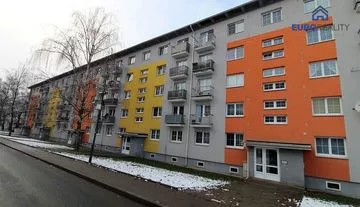 Prodej, byt 2+1, 46 m2, Milovice