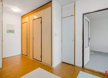 Prodej družstevního bytu 3+kk, Praha 15 - Horní Měcholupy