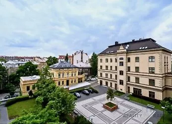 Prodej bytu 5+kk 135 m2 s terasou 25 m2 Praha-Vinohrady, byt 5+kk 135 m2 s velkou terasou v Praze