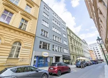Hezký nezařízený byt k pronájmu 2+kk (66 m2), Masná ulice,  Praha 1 - Josefov