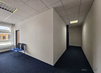 Pronájem kanceláře 28 m2 v centru