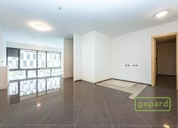 Pronájem nebytového prostoru, 93 m2 + terasa a 2x garážové stání, Praha 6 - Veleslavín
