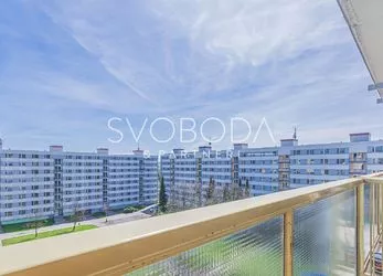Prodej - Byt 3+1 s balkonem, ulice Pomněnková, Trutnov