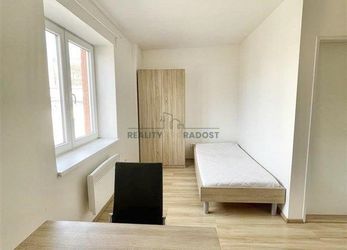 Pronájem bytu 1+kk, 17,1m2, na Ulici Hybešova, Brno-Staré Brno