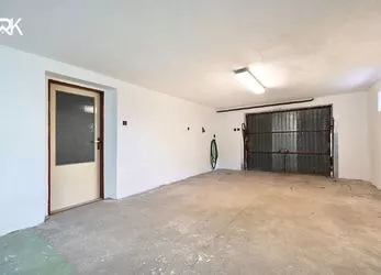 Prodej rodinného domu v Bílém Podolí, 5+1 s garáží, pozemek 454m2