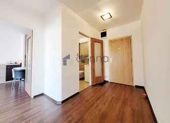 Pronájem bytu 2+kk, 43m², ul. Heranova, P5 - Stodůlky, po rekonstrukci, sklep