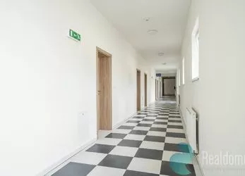 Pronájem, kancelář, 69,43 m2, Český Krumlov, terasa, parkovací stání  ( č.6)