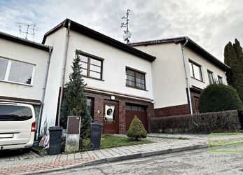 Rodinný dům se dvěmi bytovými jednotkami 5+kk, 2+kk , Brno Ivanovice