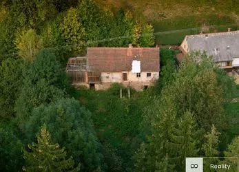 Prodej rodinného domu s pozemky, Údolí-Nekoř