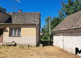 Prodej RD - 232 m2 na pozemku o velikosti 1 916 m2 v obci Olešná nad Vltavou
