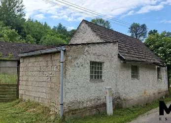Prodej RD - 232 m2 na pozemku o velikosti 1 916 m2 v obci Olešná nad Vltavou