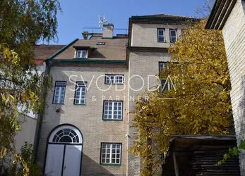 Prodej, historická vila, náměstí T. G. Masaryka, Holice