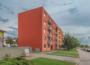 Prodej bytu 3+1 s balkonem v Hrušovanech nad Jevišovkou, byt 3+1, OV, 76m2 Hrušovany