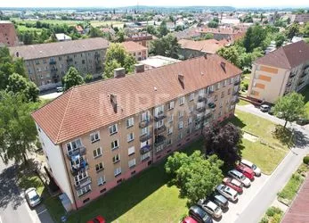 Lysá nad Labem, prodej bytu 2+1 s balkónem a sklepem, 55 m2, okr. Nymburk