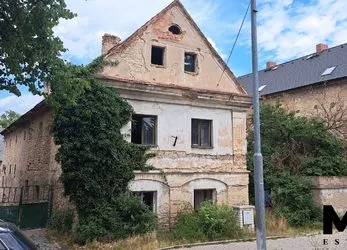 Prodej RD o velikosti 173 m2 v obci Štětí - Radouň, Ústecký kraj.