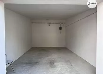 Pronájem garáže 19 m2, B. Němcové, Místek