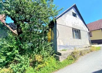 Prodej rodinného domu se zahradou v Železnici