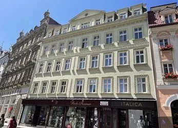 Prodej bytu 1+kk, kolonáda, ulice Tržiště, Karlovy Vary