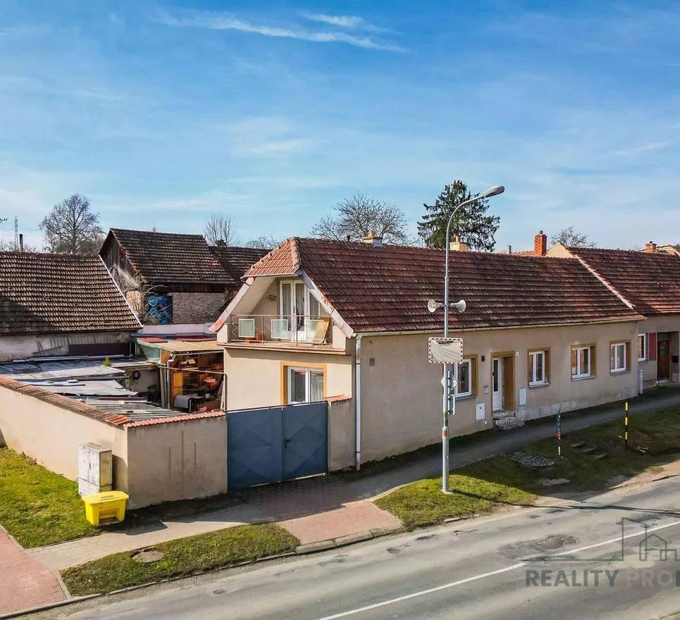 Prodej rodinného domu Moravské Knínice,9 km od Brna
