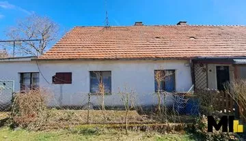 Prodej RD o velikosti 76 m2 na pozemku o velikosti 333 m2 v obci Nezabudice, Rakovník.