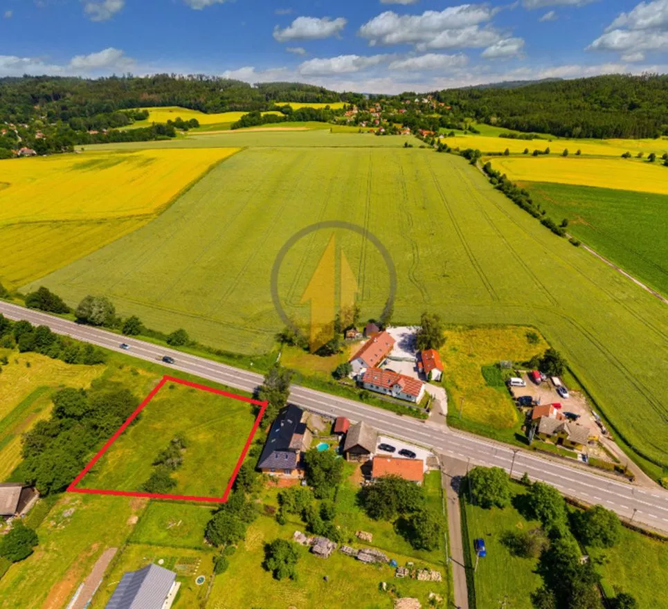 Prodej pozemku o CP 2319 m2 v obci Ohaveč, 3 km od Jičína