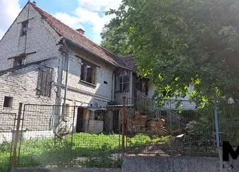 Prodej RD o velikosti 166 m2 na pozemku o velikosti 925 m2 v obci Vřeskovice, Plzeňský kraj.
