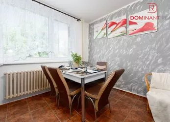 Prodej bytu 4+kk, 81 m²  Rousínov