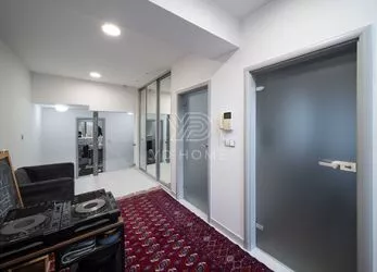 Prodej bytové jednotky v rodinném domě podlahová plocha 184 m2 plus zahrada