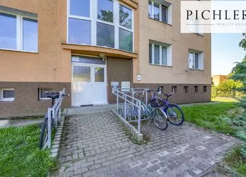 Prodej bytu 4+1, 88 m2, Komenského, Nýřany
