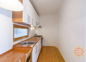 Praha, kompletně zařízený byt 2+kk ( 45m2) k pronájmu, ulice Ke Krči- Braník