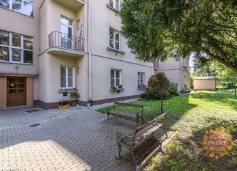 Praha, kompletně zařízený byt 2+kk ( 45m2) k pronájmu, ulice Ke Krči- Braník