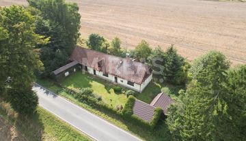 Michalovice - část obce Petrovice I, prodej chalupy 1+1, 64 m2 na pozemku 527 m2, okr. Kutná Hora.