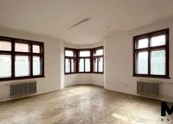 Prodej domu 460 m²