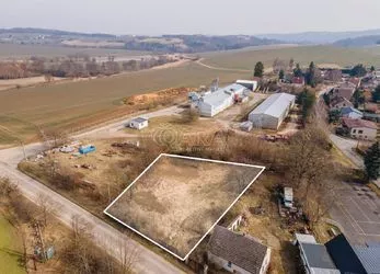 Prodej stavebního pozemku (1545 m2) v Postupicích u Benešova!