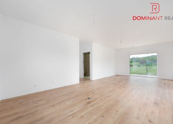 Prodej energeticky velmi úsporného rodinného domu 3+kk, 105 m², pozemek 462 m², Sněhotice