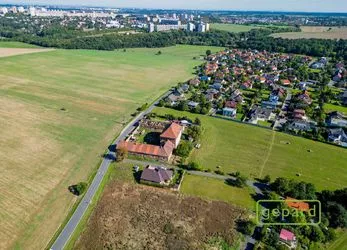 Prodej pozemku 430 m2, na výstavbu rodinného domu se stavebním povolením, Praha - Křeslice