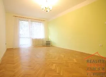 Prodej bytu 3+1, 74 m², Husova, Pardubice