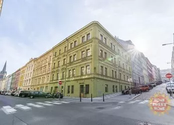 Praha, pronájem moderní nezařízený byt 3+kk, 68 m2, sklep, Vlkova ulice, Praha 3