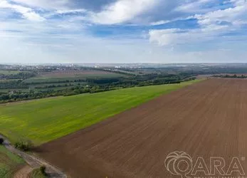 Prodej pozemku 2 559 m² Praha - Dolní Chabry
